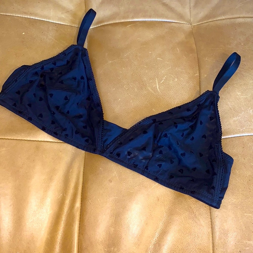 Black unlined mesh bra with hearts XL